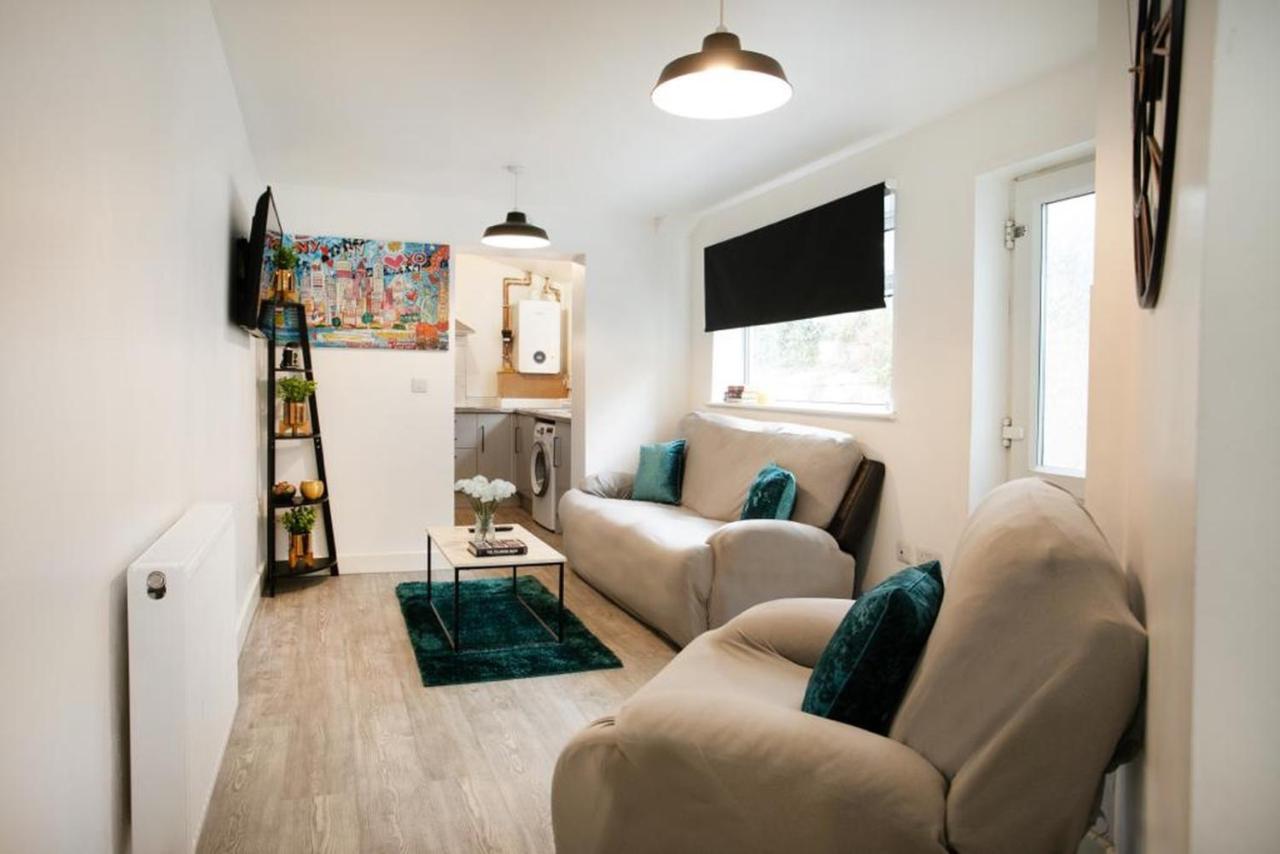 Spacious 2 Bedroom Apartments - 5 Mins From Qmc, Universities And City Centre! Νότιγχαμ Εξωτερικό φωτογραφία