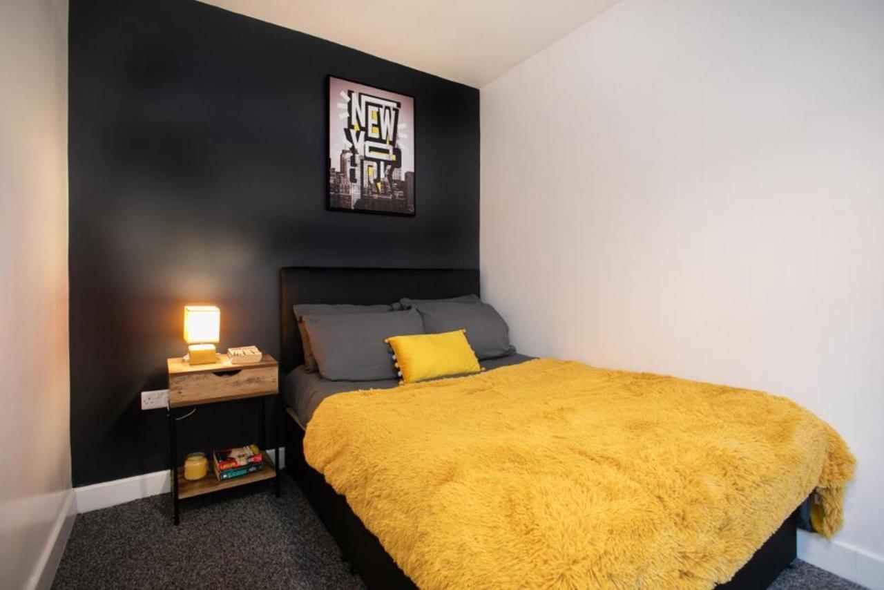 Spacious 2 Bedroom Apartments - 5 Mins From Qmc, Universities And City Centre! Νότιγχαμ Εξωτερικό φωτογραφία