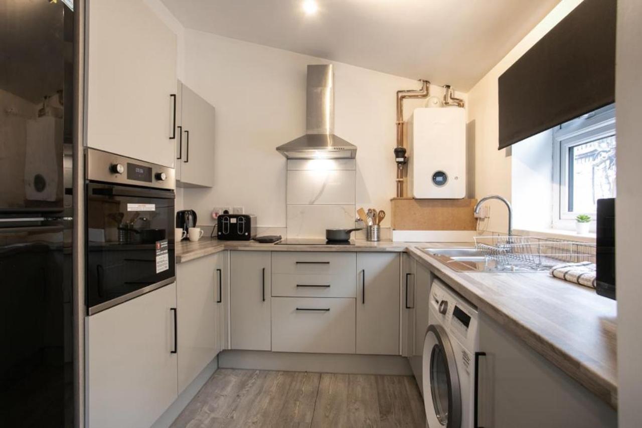 Spacious 2 Bedroom Apartments - 5 Mins From Qmc, Universities And City Centre! Νότιγχαμ Εξωτερικό φωτογραφία