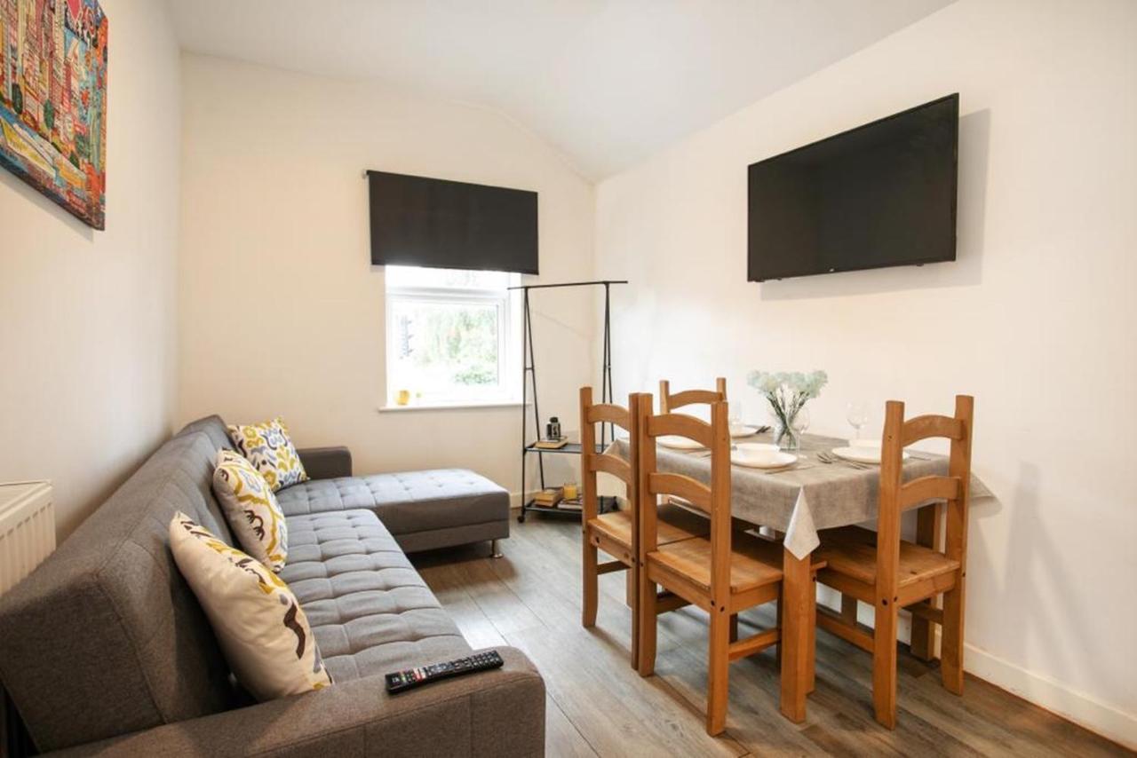 Spacious 2 Bedroom Apartments - 5 Mins From Qmc, Universities And City Centre! Νότιγχαμ Εξωτερικό φωτογραφία
