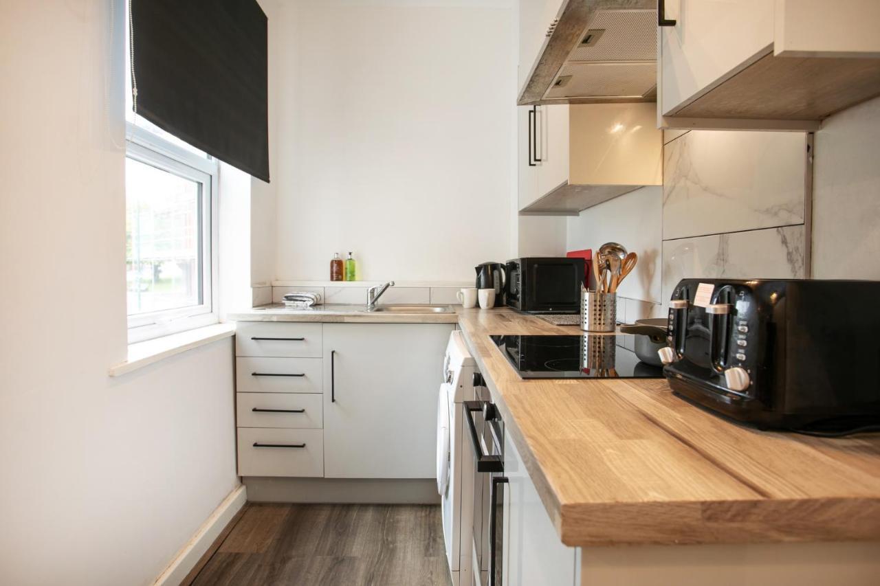 Spacious 2 Bedroom Apartments - 5 Mins From Qmc, Universities And City Centre! Νότιγχαμ Εξωτερικό φωτογραφία